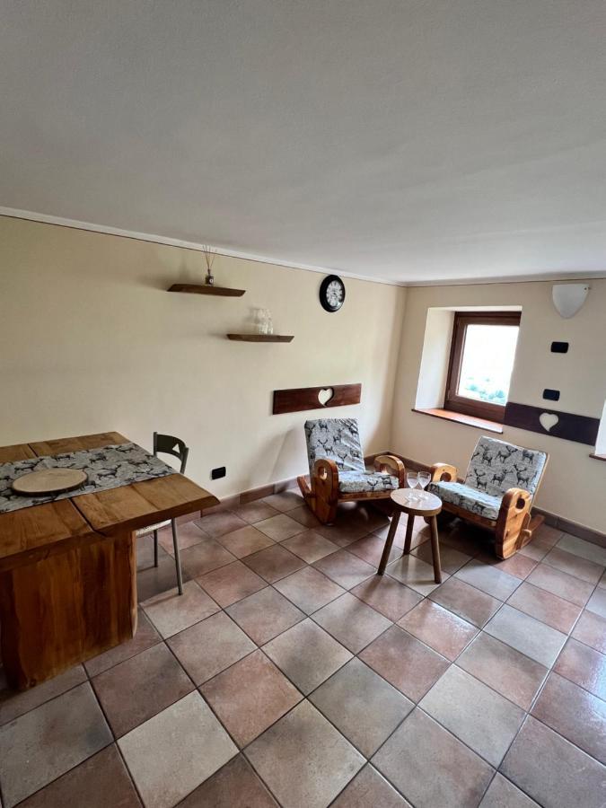 Profumo Di Legno Apartman Aosta Kültér fotó