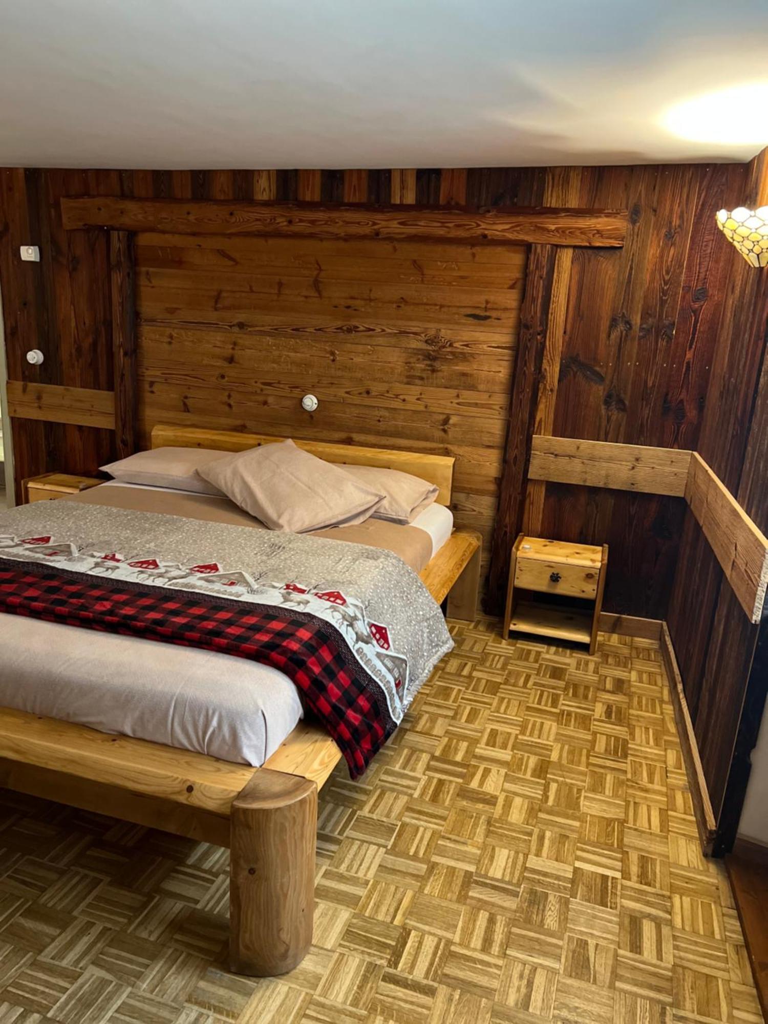 Profumo Di Legno Apartman Aosta Kültér fotó