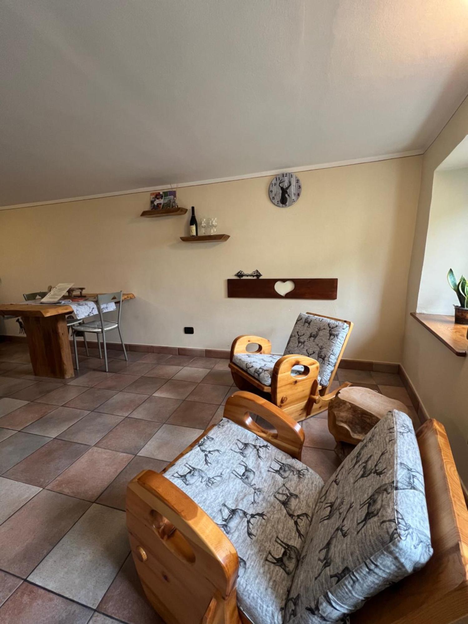 Profumo Di Legno Apartman Aosta Kültér fotó