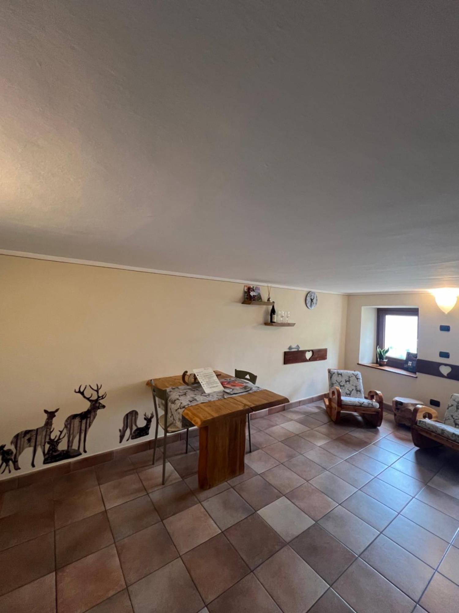 Profumo Di Legno Apartman Aosta Kültér fotó
